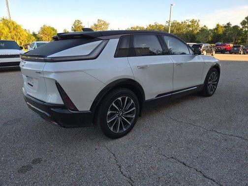 2024 Cadillac LYRIQ Sport w/1SK