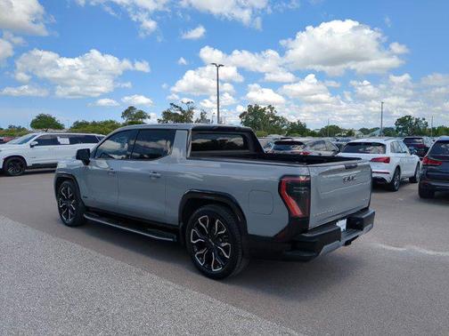 2024 GMC Sierra EV Denali Edition 1