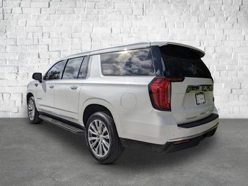 2021 GMC Yukon XL SLT