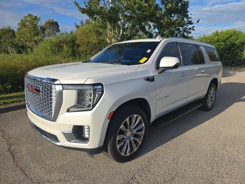 2021 GMC Yukon XL SLT