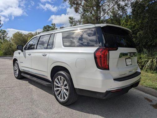 2021 GMC Yukon XL SLT