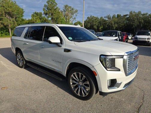 2021 GMC Yukon XL SLT