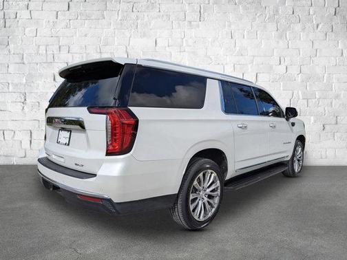 2021 GMC Yukon XL SLT
