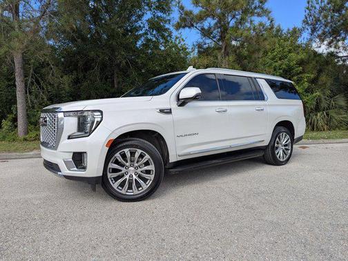 2021 GMC Yukon XL SLT