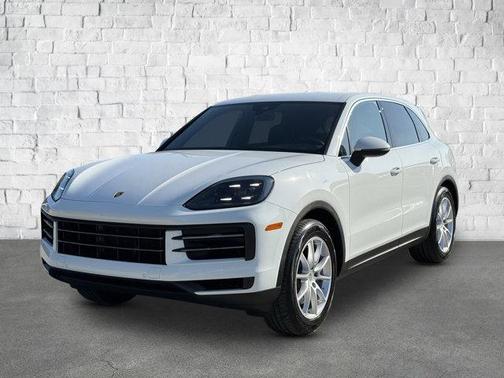 2024 Porsche Cayenne Base