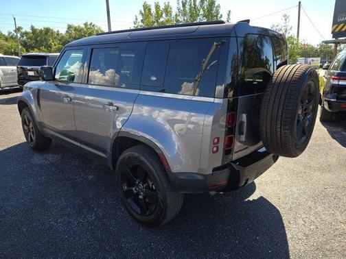 2024 Land Rover Defender 110 P400 S