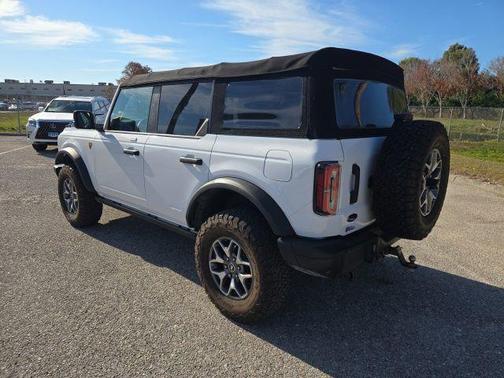 2023 Ford Bronco Badlands