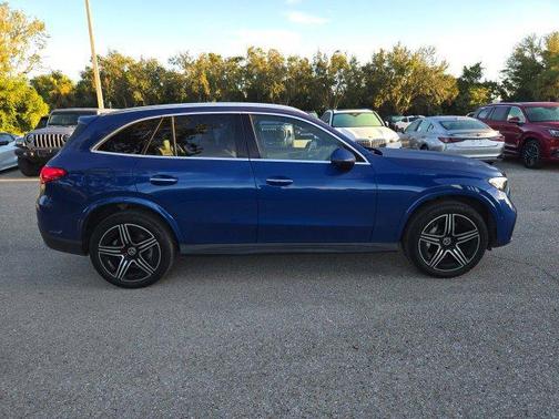 2023 Mercedes-Benz GLC 300 Base