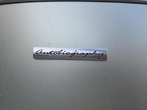 2021 Land Rover Range Rover Autobiography