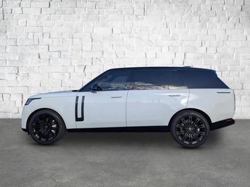 2023 Land Rover Range Rover P400 SE