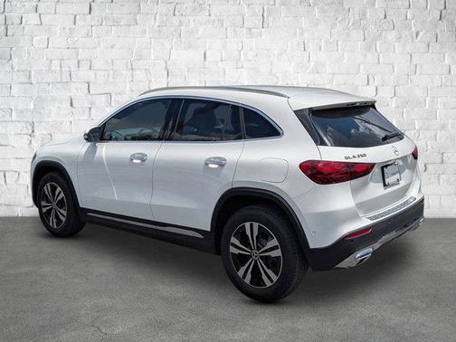 2024 Mercedes-Benz GLA 250 Base