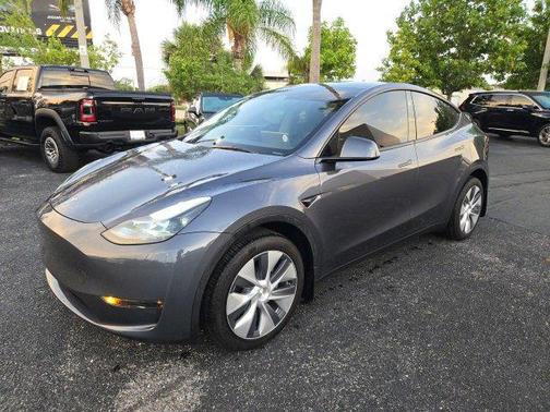 2023 Tesla Model Y Long Range Dual Motor All-Wheel Drive