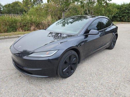 2025 Tesla Model 3 Long Range