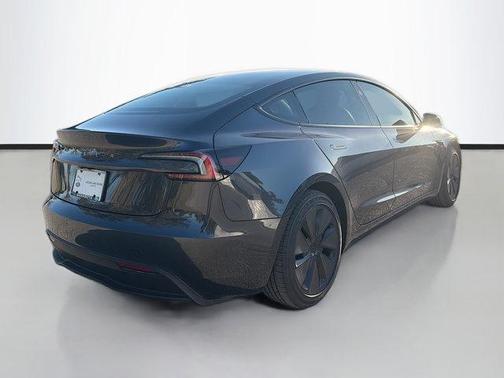 2025 Tesla Model 3 Long Range