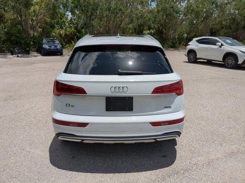 2021 Audi Q5 45 Premium Plus