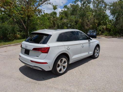 2021 Audi Q5 45 Premium Plus