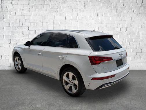 2021 Audi Q5 45 Premium Plus