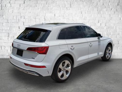 2021 Audi Q5 45 Premium Plus