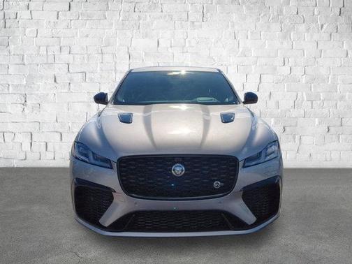 2025 Jaguar F-PACE SVR P550 AWD Automatic