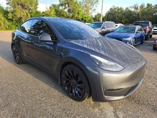 2022 Tesla Model Y Performance Dual Motor All-Wheel Drive