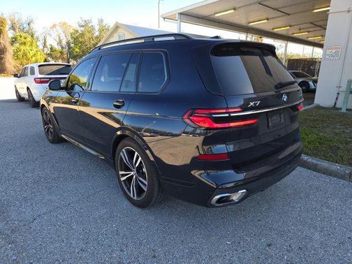 2024 BMW X7 xDrive40i