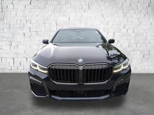 2022 BMW 750 i xDrive