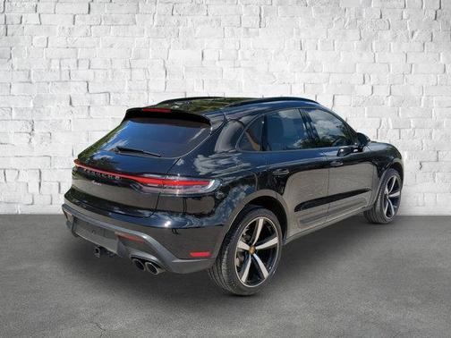 2024 Porsche Macan Base