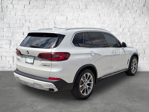 2023 BMW X5 sDrive40i