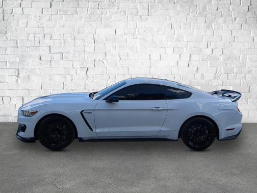 2018 Ford Shelby GT350 Base