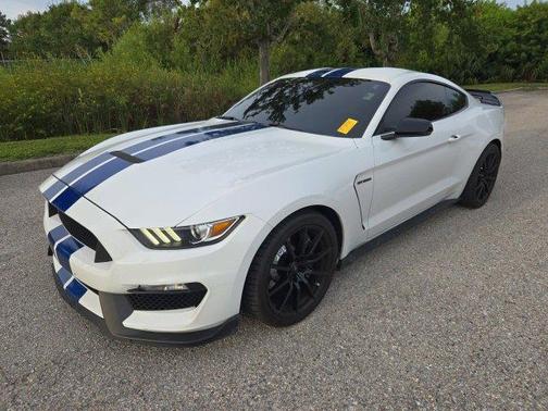 2018 Ford Shelby GT350 Base