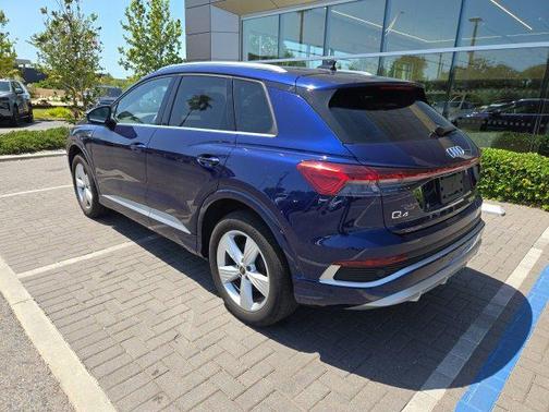 2024 Audi Q4 e-tron Premium 50 quattro