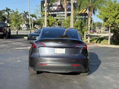 2024 Tesla Model Y Long Range Dual Motor All-Wheel Drive