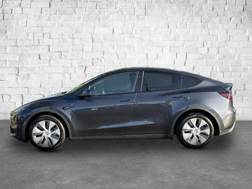 2024 Tesla Model Y Long Range Dual Motor All-Wheel Drive