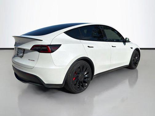 2022 Tesla Model Y Performance Dual Motor All-Wheel Drive