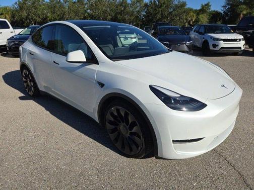 2022 Tesla Model Y Performance Dual Motor All-Wheel Drive