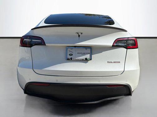 2022 Tesla Model Y Performance Dual Motor All-Wheel Drive