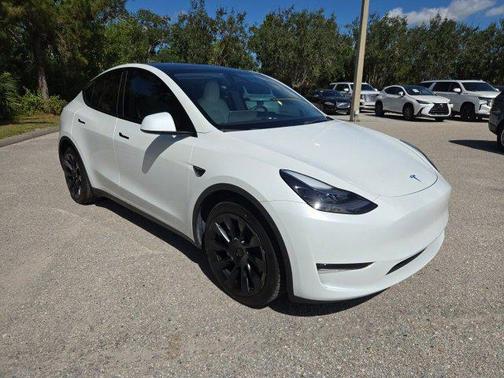 2023 Tesla Model Y Long Range Dual Motor All-Wheel Drive
