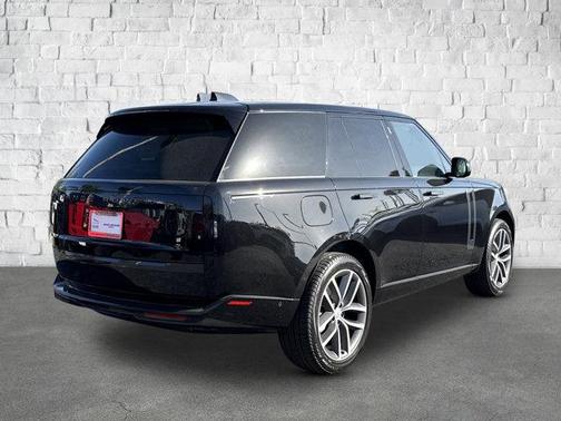 2024 Land Rover Range Rover P400 SE