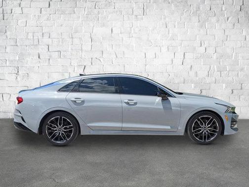 2022 Kia K5 GT