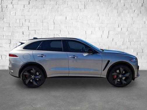 2025 Jaguar F-PACE SVR P550 AWD Automatic
