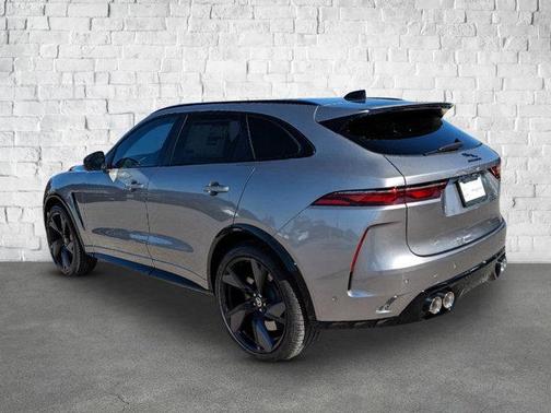 2025 Jaguar F-PACE SVR P550 AWD Automatic