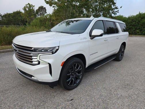 2023 Chevrolet Suburban 2WD High Country