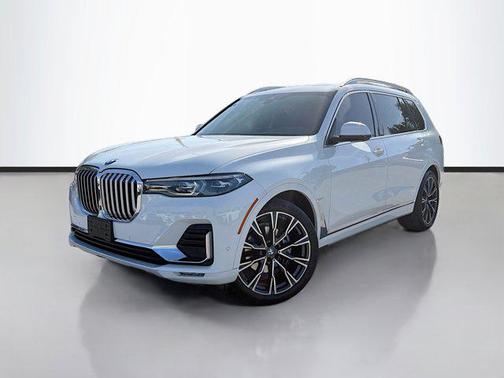 Alpine White 2021 BMW X7 xDrive40i