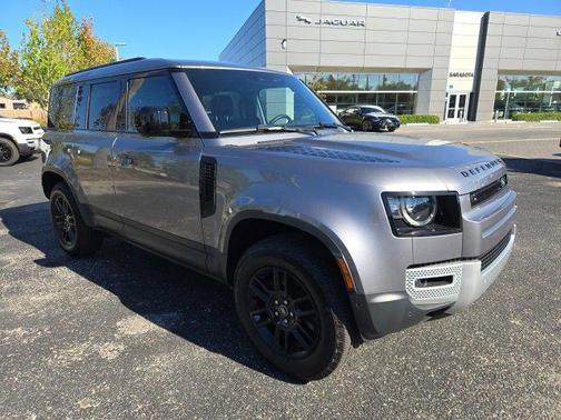 2024 Land Rover Defender 110 P300