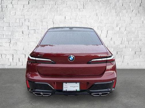 2023 BMW 760 i xDrive