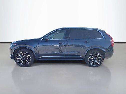 2025 Volvo XC90 B5 Plus