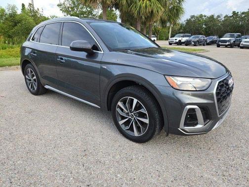 2022 Audi Q5 45 S line Premium Plus