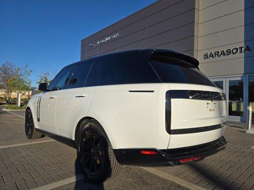 2023 Land Rover Range Rover P400 SE