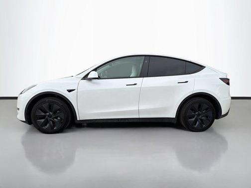 2025 Tesla Model Y Long Range Dual Motor Rear-Wheel Drive