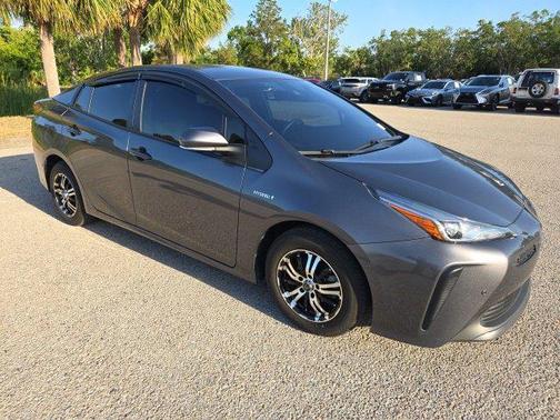 2022 Toyota Prius LE